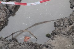 Wyciek wody oligoceńskiej w Pile
