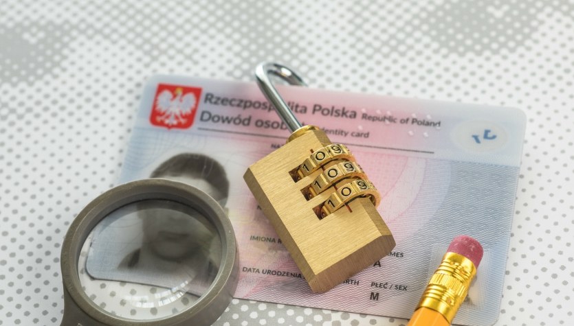 Wyciekły numery PESEL i adresy. Urzędnik usłyszy zarzuty?