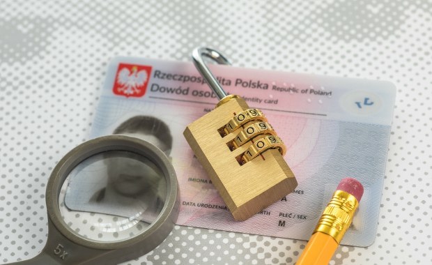 Wyciekły numery PESEL i adresy. Urzędnik usłyszy zarzuty?