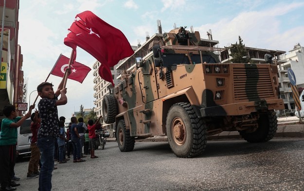 Wycofanie amerykańskich wojsk zapoczątkowało turecką ofensywę w Syrii /SEDAT SUNA /PAP/EPA