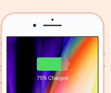 Wydajność iPhone'ów zależy od baterii? 
