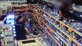 ''Wydarzenia'': Głogów. 32-latek zdemolował sklep i rzucał butelkami w policjantów