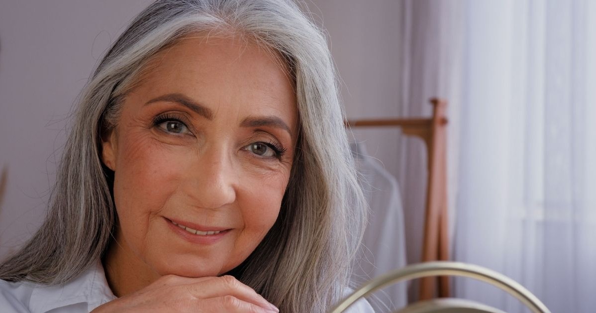 Wydłuż efekt henny na brwiach nawet do 6 tygodni prostą rutyną /123RF/PICSEL