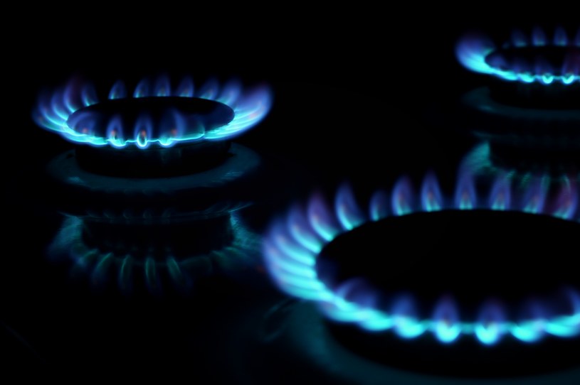 Wydłużony zostanie obowiązek zatwierdzania przez Prezesa URE taryf na sprzedaż gazu do odbiorców domowych i strategicznych instytucji pożytku publicznego /123RF/PICSEL