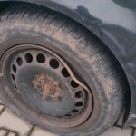 Wygiąłem felgę w aucie. Już wiem, kiedy nadaje się do wymiany
