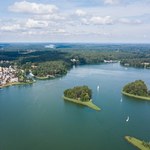 Wygląda jak Como, a leży na Mazurach. O malowniczym jeziorze wie niewielu turystów