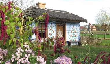 Wygląda jak z obrazka, a leży 80 km od Krakowa. To najbardziej instagramowa wieś w Małopolsce 