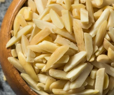 Wyglądają jak przerośnięte migdały, a w ustach rozpływają się jak masło. Trzymają cukier w ryzach i dbają o kości