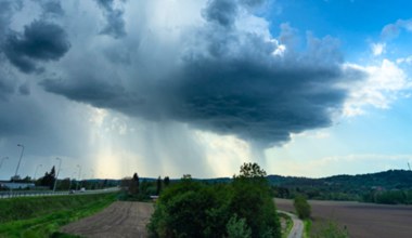 Wyglądają niewinnie, ale to najgroźniejsze typy chmur. Sieją zniszczenie