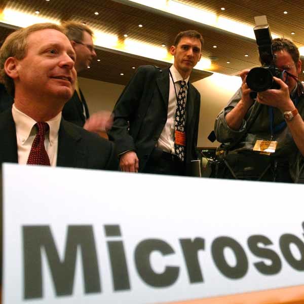 Wygra koncern Microsoft czy koncern "Unia Europejska"? /AFP