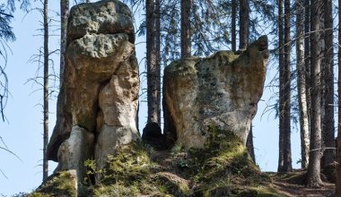 Wyjątkowe miejsce na Dolnym Śląsku. Monumentalne skały tworzą bajkowy świat