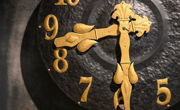 Wyjątkowe miejsce na mapie Podkarpacia. Fabryka Zegarów Wieżowych znów odmierza czas