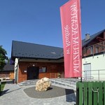 Wyjątkowe muzeum rzut beretem od Krakowa. Tu możesz wykopać własne okazy