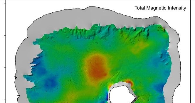 Wyjątkowo dokładne mapowanie nowozelandzkiego jeziora przyniosło spektakularne odkrycia, w tym odnotowanie ciekawej anomalii. /Instytut Nauk Geologicznych i Jądrowych, GNS Science /materiał zewnętrzny