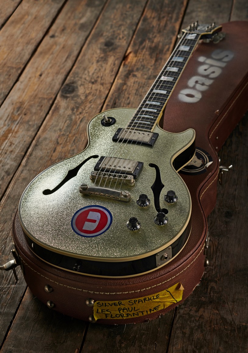 Wyjątkowo piękna gitara Noela Gallaghera z pewnością prędko znajdzie nowego właściciela /Guitarist Magazine / Contributor /Getty Images