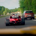 Wyjechał bolidem Formuły 1 na drogę. Nielegalny przejazd nagrany na wideo 