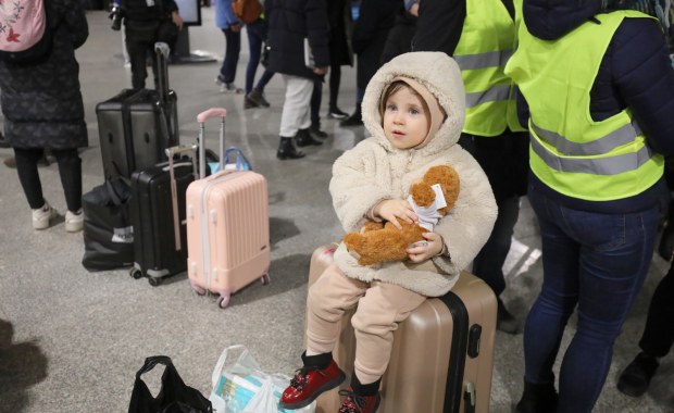 Wyjechał na ferie na Ukrainę, nie może wrócić do Polski. "Proszę, nie wyrzucaj Denisa ze szkoły"