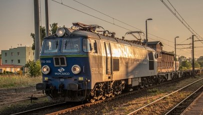 Wykolejenie lokomotywy w Opolskiem. Maszynista zasłabł