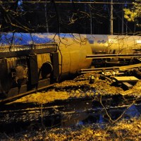 Wykolejony pociąg w Warnowie