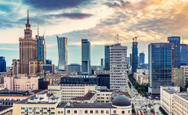 Wykończenie wnętrz w Warszawie – jak stworzyć przestrzeń marzeń bez remontowego stresu?