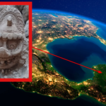 Wykopali rzadką statuę boga Majów. Jego uśmiech przyprawia o koszmary
