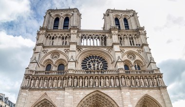 "Wykopaliska stulecia" w Paryżu. Kopią pod Notre-Dame