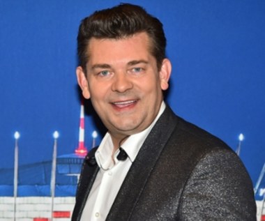 Wykształcenie Zenka Martyniuka zaskakuje. Nie zgadniesz, kim jest z zawodu!