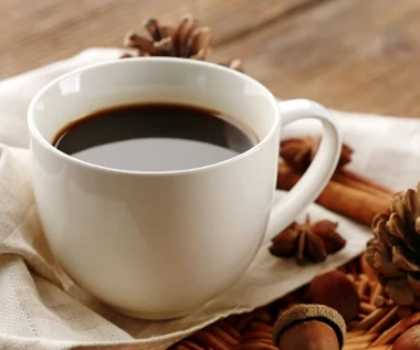 Wykwintny smak, intensywny aromat, lubił ją pić Chopin. Ma dużo magnezu, wspiera krążenie i oczyszcza jelita 