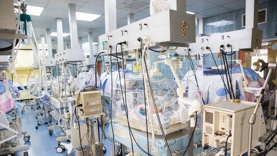 Wyłączyła respirator pacjentki, bo denerwował ją dźwięk urządzenia. Kobieta zatrzymana