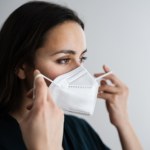 Wyłapują wirusy, nie blokują oddechu. Wynaleziono nowe maseczki