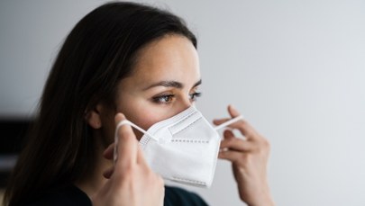 Wyłapują wirusy, nie blokują oddechu. Wynaleziono nowe maseczki