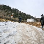 Wymarzona praca dla miłośników gór. Jakie wykształcenie jest potrzebne?