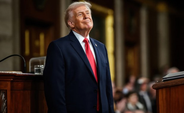 Wymiana ognia w cieśninie Ormuz. Trump: To było tylko miłosne stuknięcie