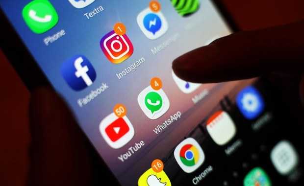 Wymiana poglądów w internecie nie sprzyja porozumieniu