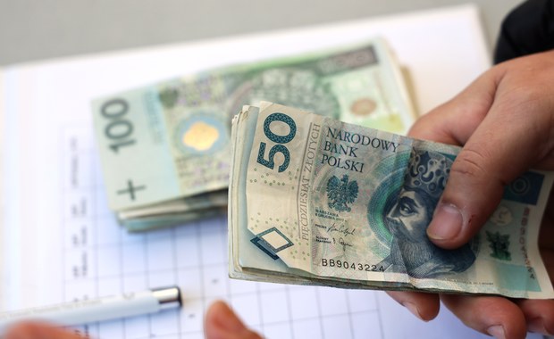 Wynagrodzenia rosną wolniej od inflacji. Ile wyniosła średnia płaca?