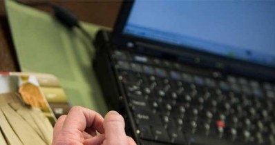 Wynagrodzenie informatyków zmienia się nie tylko ze względu na szczebel zatrudnienia /AFP