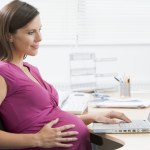 Wynagrodzenie za pracę i chorobę dla pracownicy w ciąży