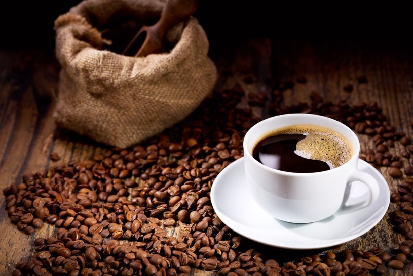 Wyniki najnowszych badań pokazują, że kawa zmniejsza ryzyko zachorowania na cukrzycę typu II /123RF/PICSEL