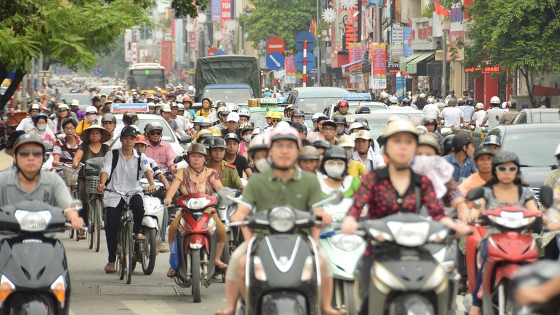 Wyobrażacie sobie Wietnam bez skuterów? Do 2030 roku mają stamtąd zniknąć /Geekweek