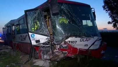 Wypadek autobusu na Dolnym Śląsku. Powodem mogła być awaria układu kierowniczego