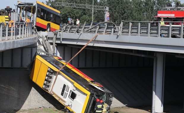 Wypadek autobusu na moście Grota-Roweckiego. Jest nowy wyrok