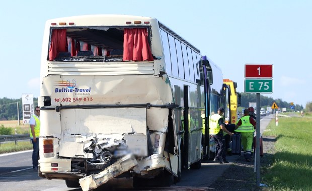 Wypadek autobusu pod Częstochową. Dzieci jechały na wycieczkę do Zakopanego