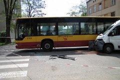 Wypadek autobusu w Łodzi, 14 osób rannych