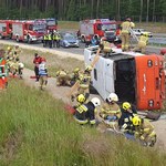 Wypadek autobusu z 40 osobami. W akcji ratunkowej brało udział 200 osób