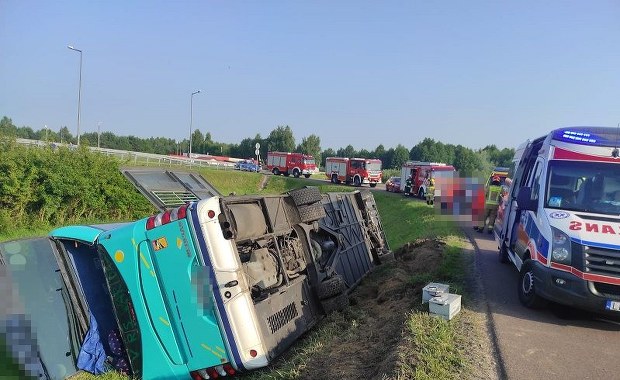 Wypadek autokaru na Lubelszczyźnie, wiele osób rannych 