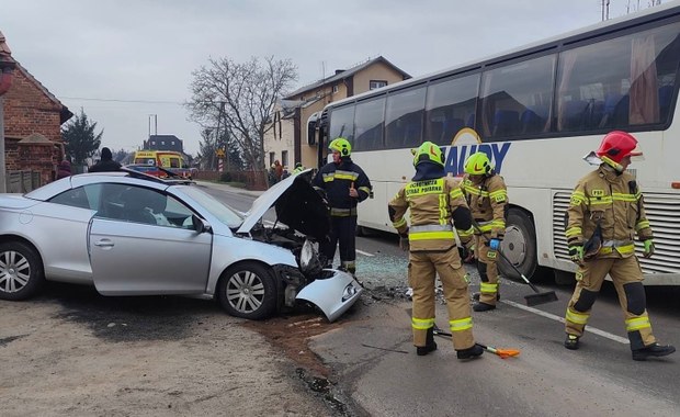 Wypadek autokaru przewożącego dzieci w Wielkopolsce