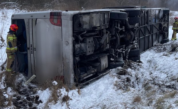 Wypadek autokaru turystycznego w Bieszczadach