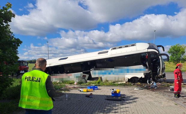 Wypadek autokaru w Lubelskiem. 14 osób poszkodowanych