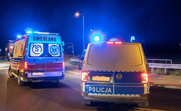 Wypadek autokaru w Rzeszowie. Pojazd "przeleciał" przez rondo