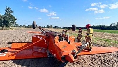 Wypadek awionetki koło Łowicza. Dwie osoby poszkodowane 